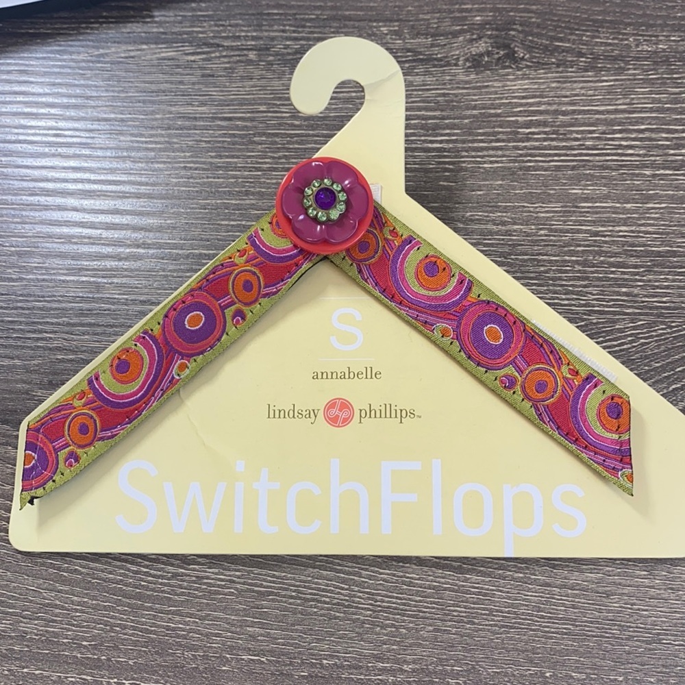 Lindsay Phillips - Annabelle SwitchFlops - size Small